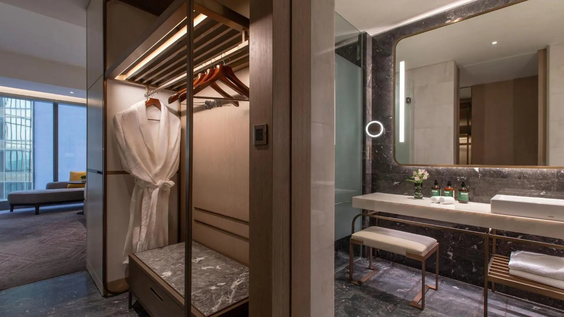 Crowne Plaza Kuala Lumpur City Centre By Ihg Hotel